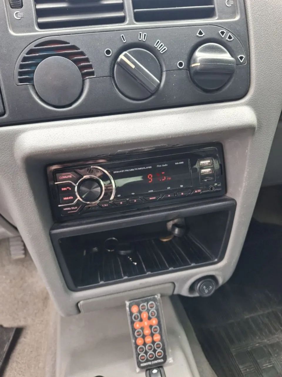 Ford Verona Verona GL 1.8i / LX 1.8i 4p 1996
