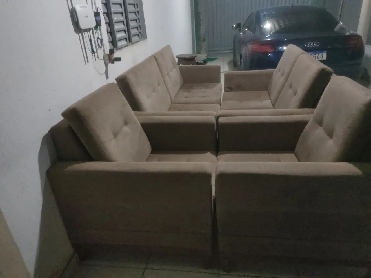 Sofá 64962144616321120