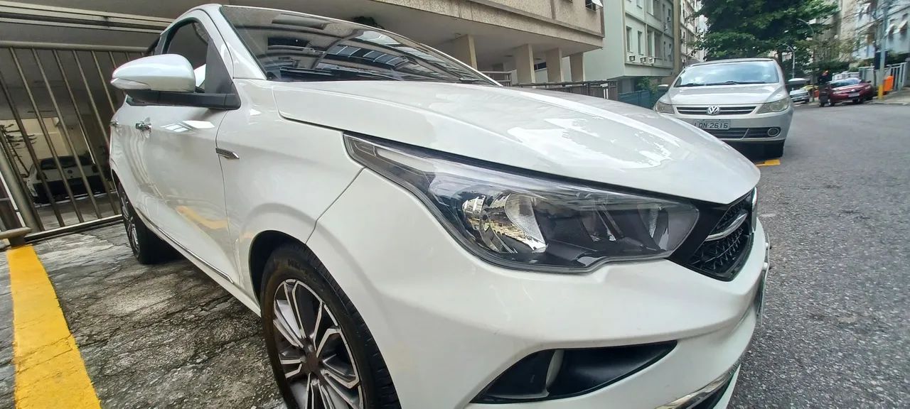 Fiat Cronos Precision 1.8 16V Flex Aut. 2019 - Foto 3