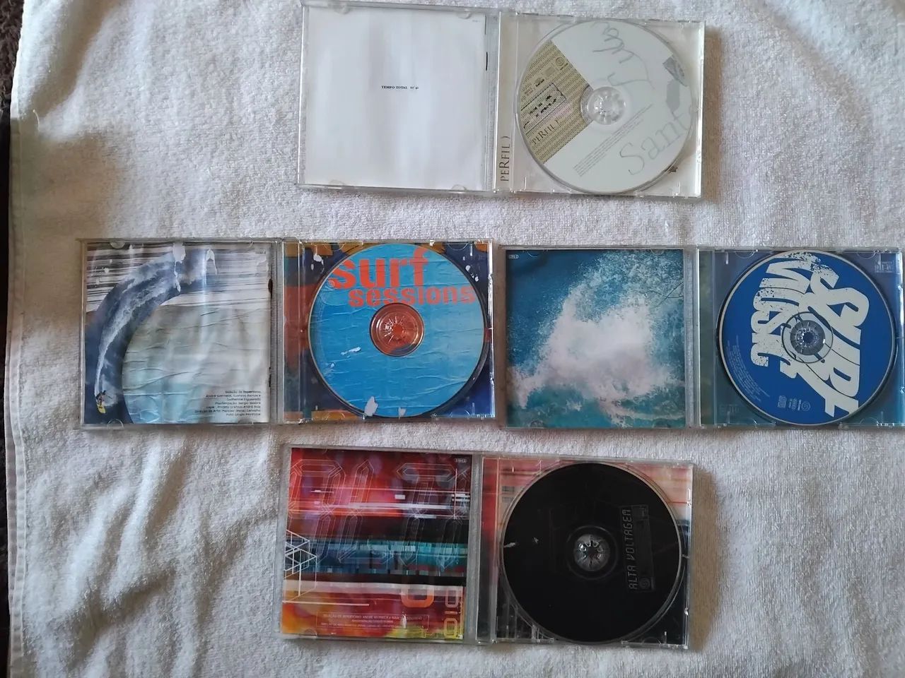 Combo Nostalgia Litoral / Surf 4 CDs  - Foto 2
