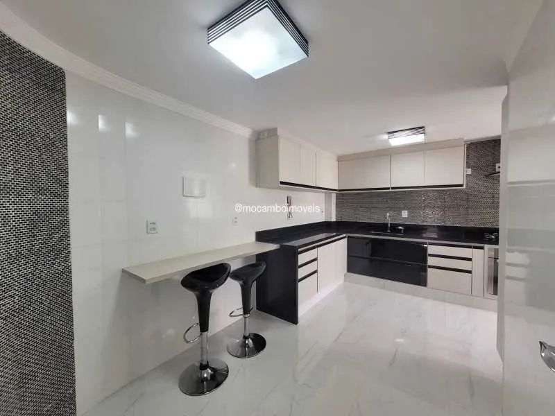 Apartamento - / Residencial / Centro