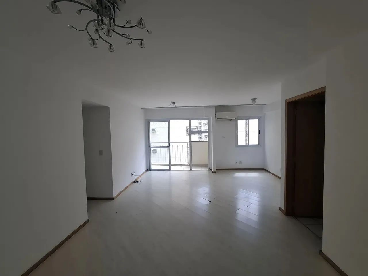 Imóvel para venda tem 85 metros quadrados com 2 quartos em Catete - Rio de Janeiro - RJ