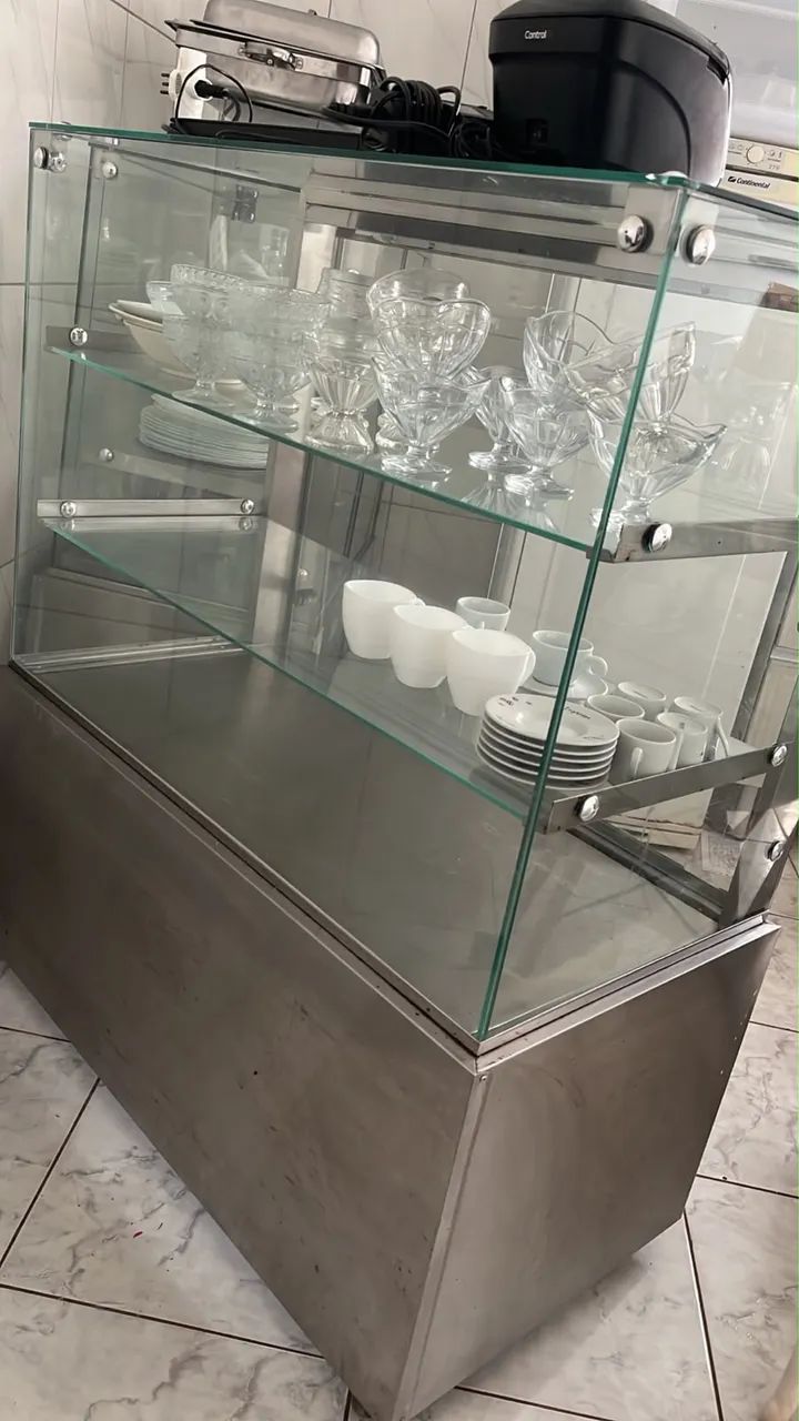 Vitrine Refrigerador e Vitrine Neutra - Foto 2