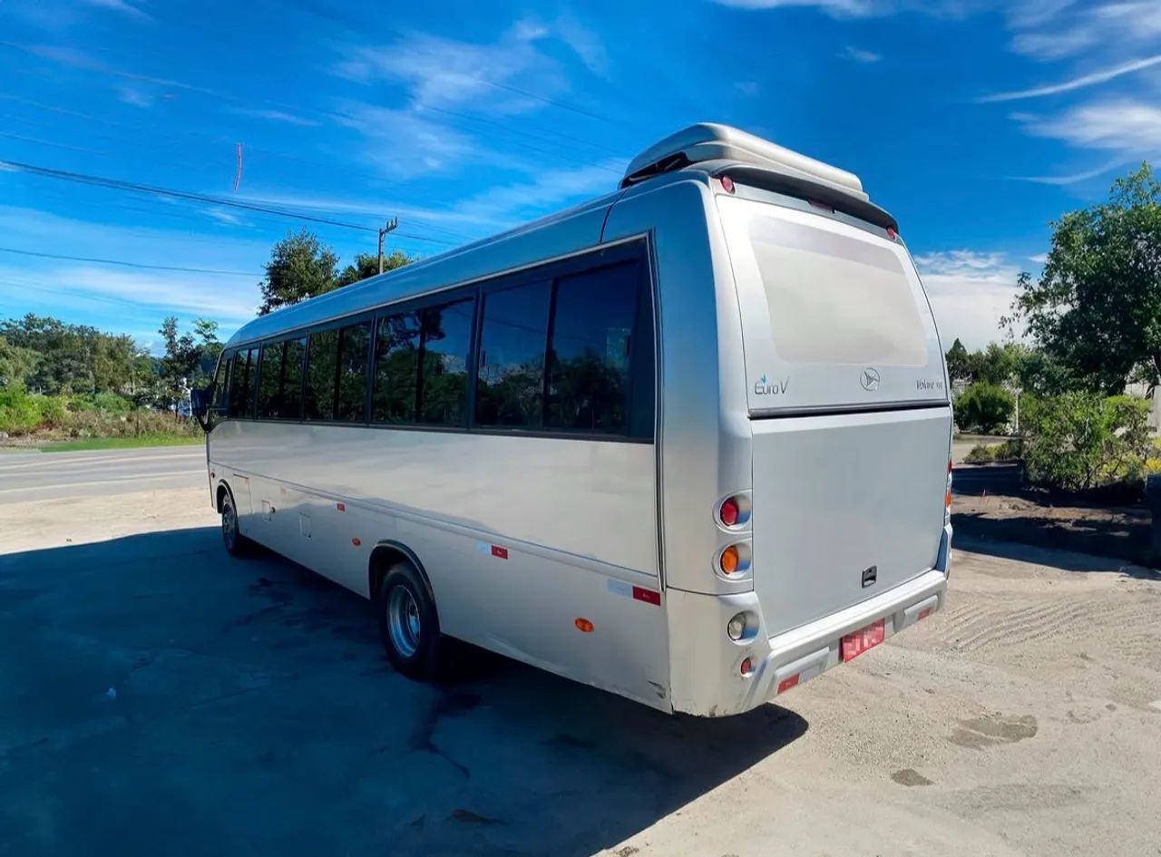 MICRO ÔNIBUS VOLARE ATTACK 8 +ar 2018 - Foto 3