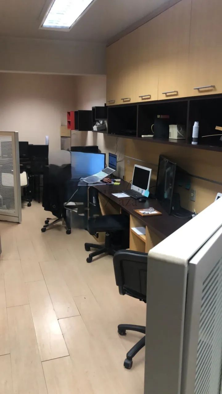 Oportunidade - Sala Comercial - Centro - Edifício Saint James - 84.50m² - Porteira Fechada - Foto 2