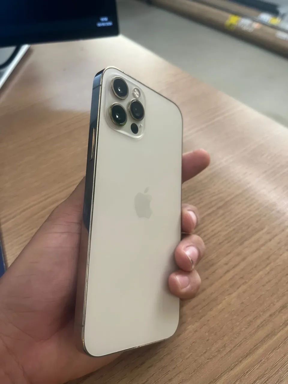 iPhone 12 Pro gold 256gb - Foto 4