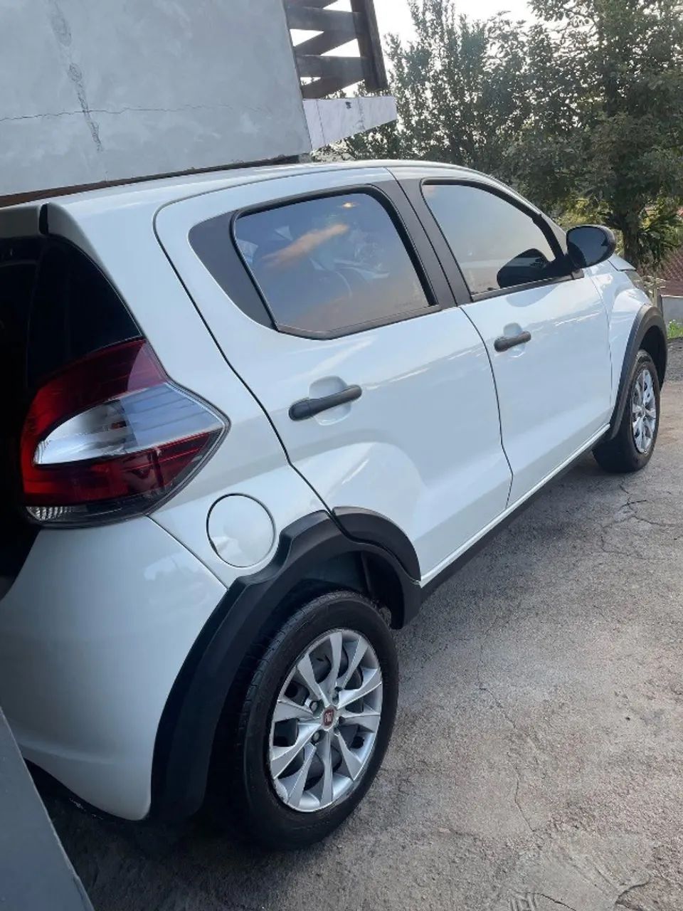Alugo Mobi 2021 e Kwid 2022 - Foto 2