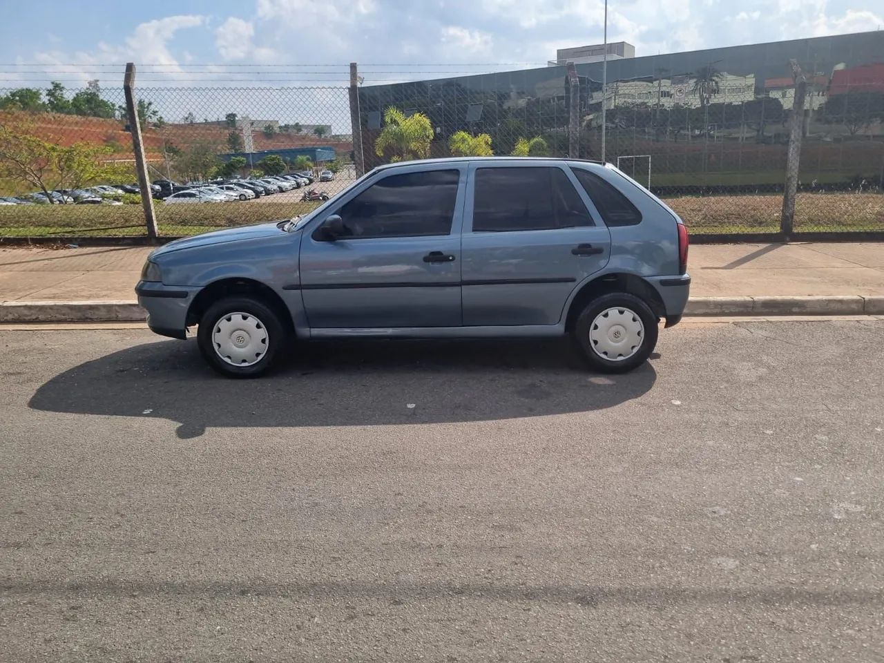 Volkswagen Gol Geração III Ouro 1.0 MI 16V Gasolina Mec. 2P 2000