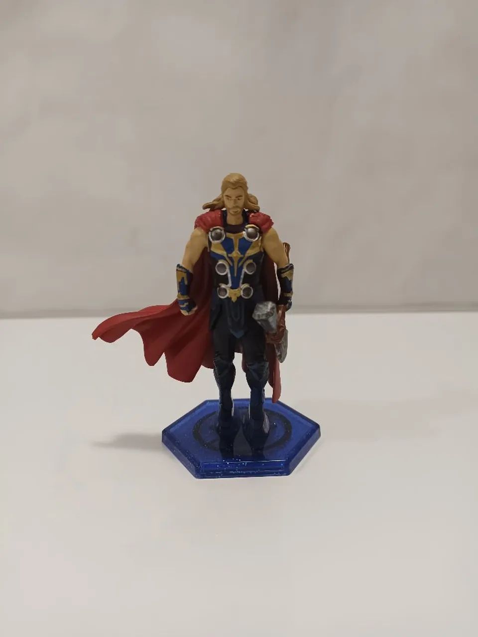 Boneco miniatura Thor Disney 