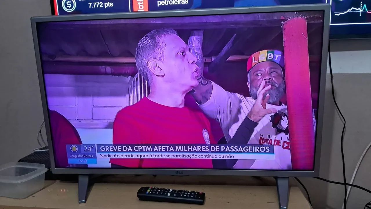 Tv LG smart 32 polegadas  - Foto 3