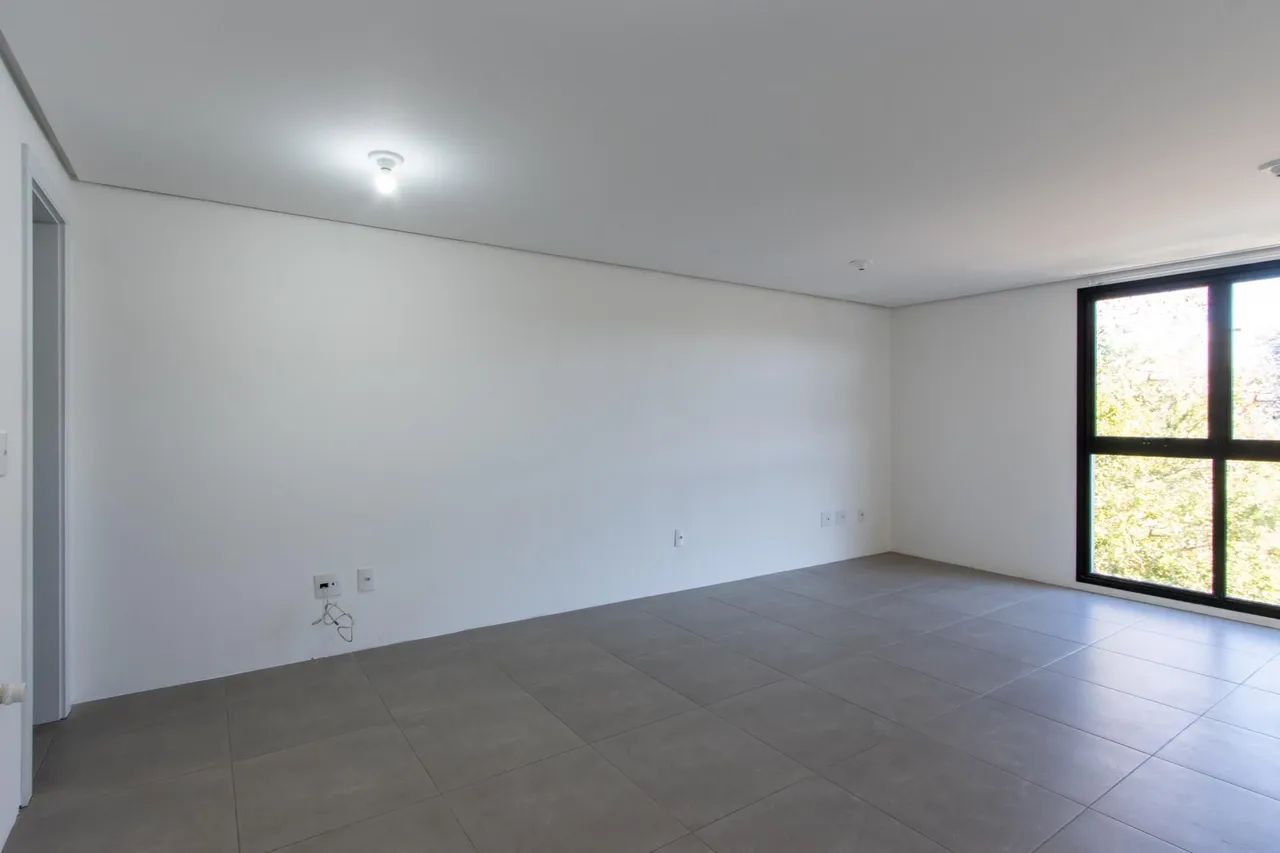Sala comercial com vaga coberta! - Foto 2
