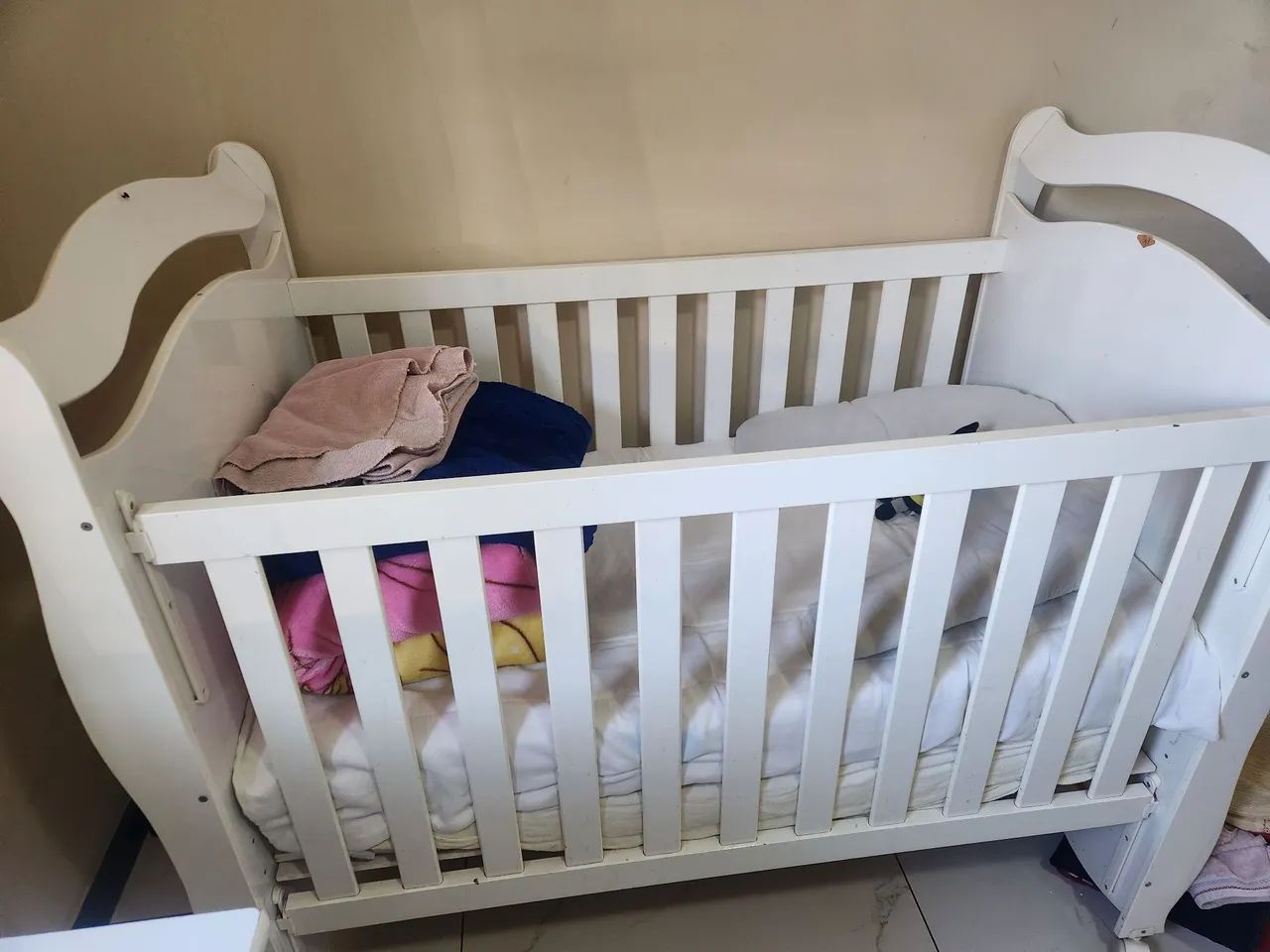 KIT QUARTO DE BEBÊ - BERÇO AMERICANO + CAMA BABÁ + CÔMODA - Foto 2