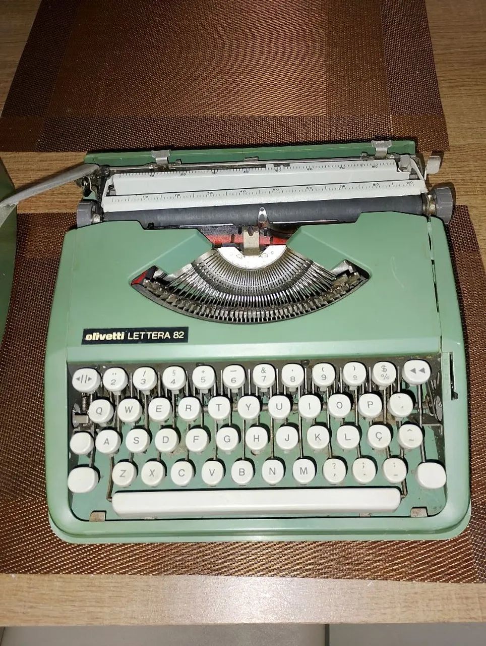 Máquina de escrever Olivetti lettera 82 - Foto 3