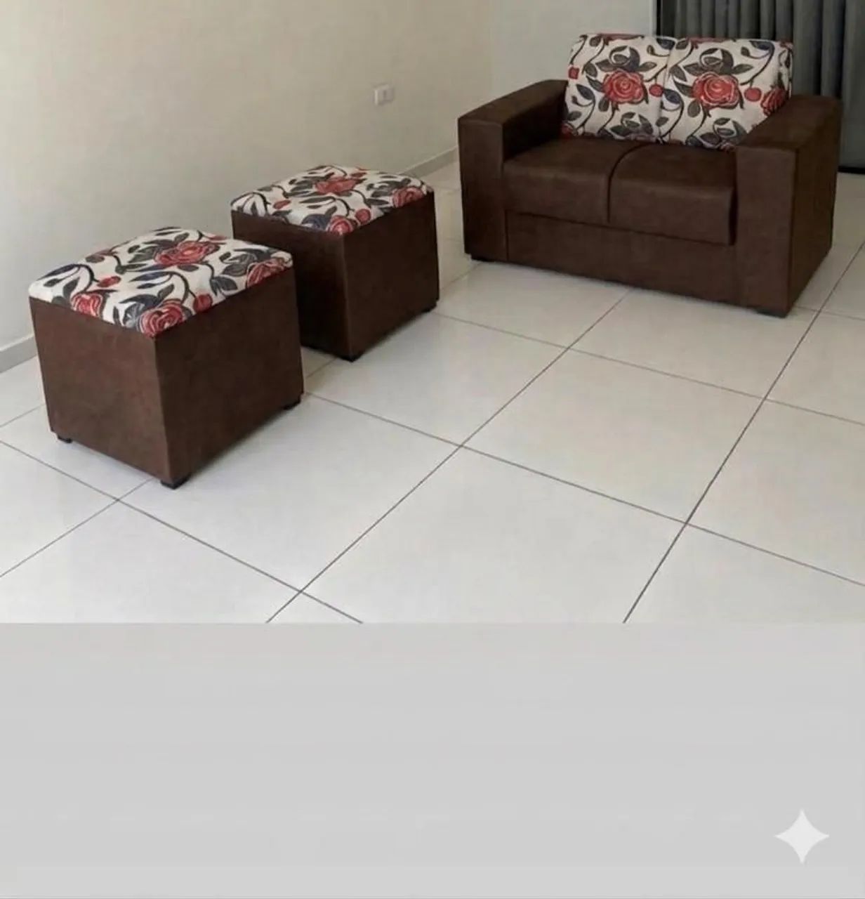 Sofá medida 1,35/70 ótimo pra apartamento bem confortável com estampa  - Foto 3