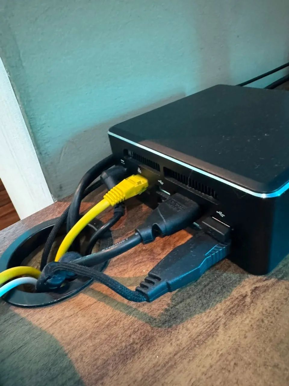 Mini PC Avançado em Excelente Estado - Foto 4