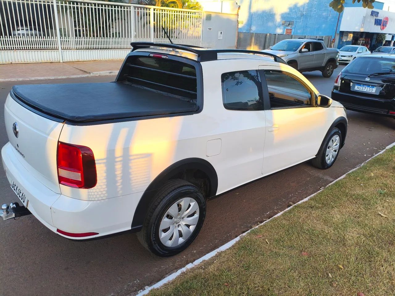 Veiculo carro pikup Saveiro dupla chave reserva  