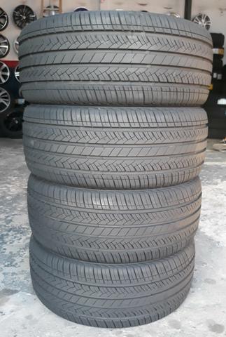 Pneu 225/40-18 Novo 0 Pneu da Mercedes