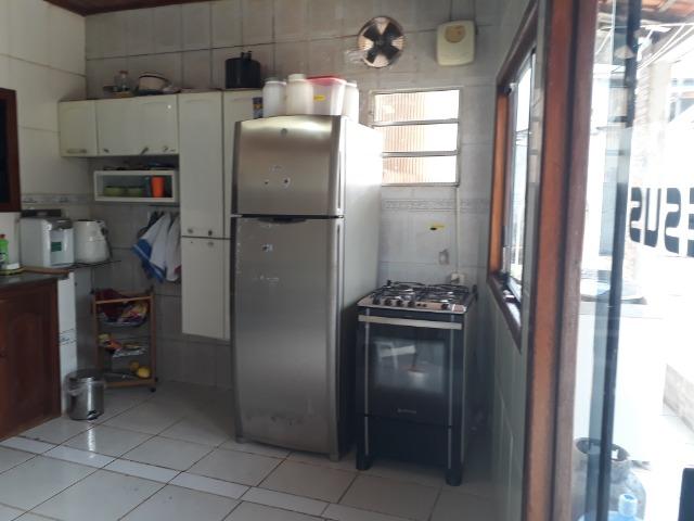 Casa com Piscina e 3/4, Com excelente acabamento - Foto 13