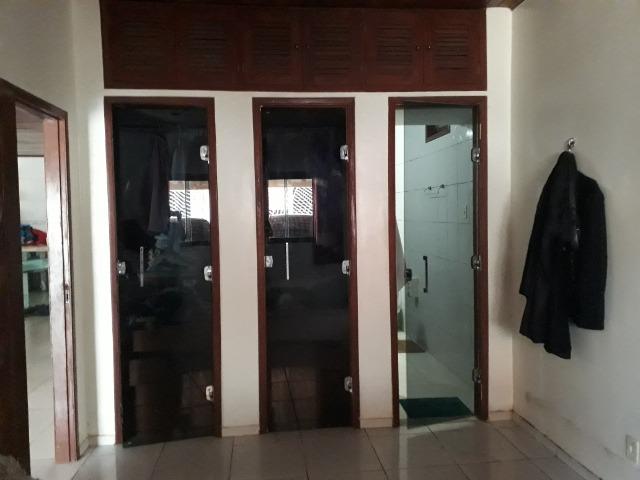 Casa com Piscina e 3/4, Com excelente acabamento - Foto 12