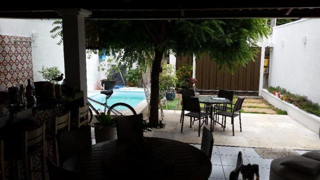 Confortável duplex, 4stes, amplos espaços de muito bom gosto. - Foto 9