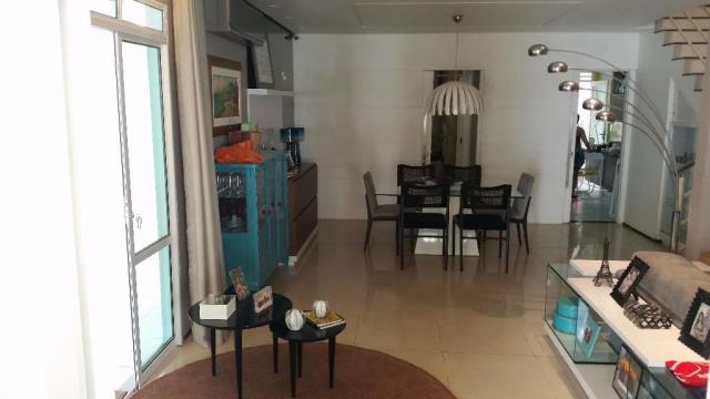 Confortável duplex, 4stes, amplos espaços de muito bom gosto. - Foto 12