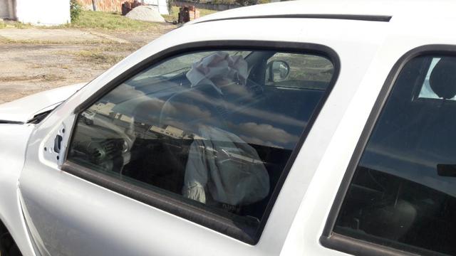 Vidro de Porta Dianteira ou Traseira Clio 2013 14 15 16