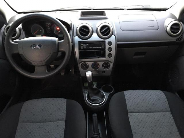 FIesta Hatch 1.6 2014/2014 - Foto 4