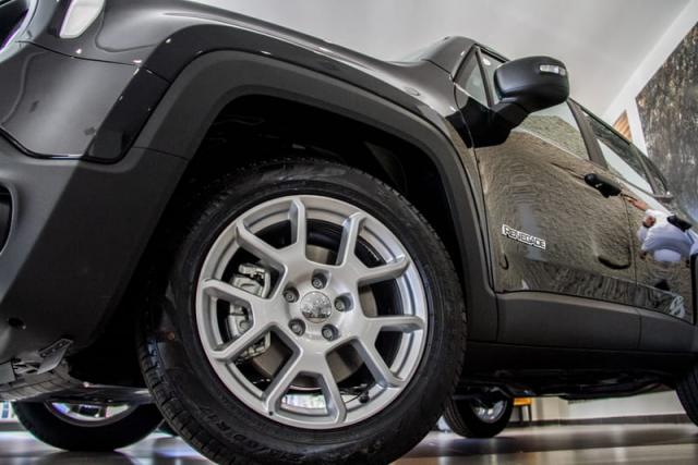JEEP RENEGADE SPORT 1.8 FLEX AUT - Foto 10