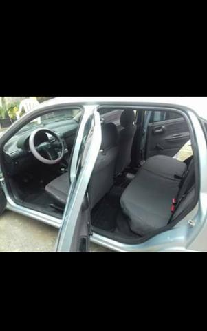 Vende-se Corsa sedan 2008 completo (ar ,trava e direção) - Foto 2