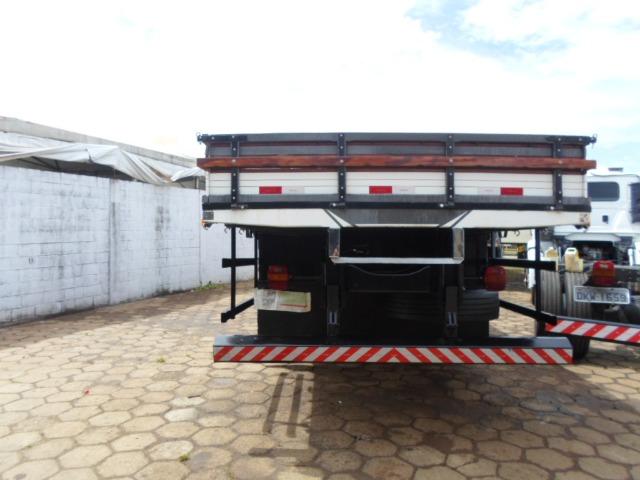 Ford cargo 2422 carroçeria - Foto 11