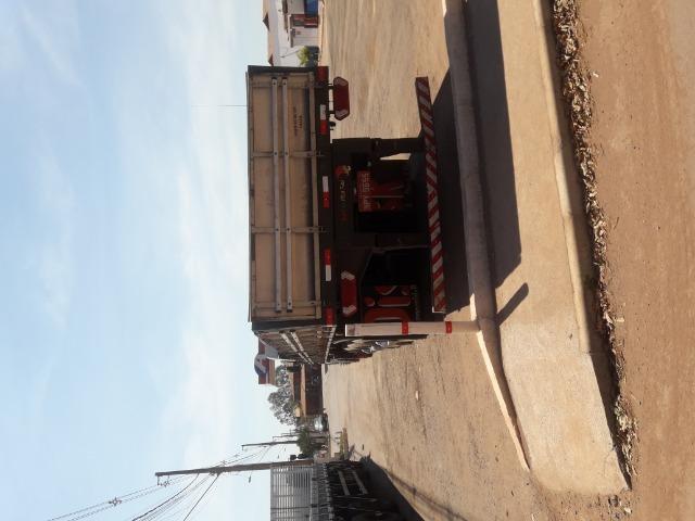 Vendo conjunto vw 19-320 mais carreta 3 eixos - Foto 4