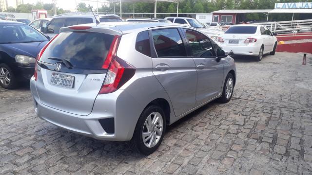 HONDA FIT 2014/2015 1.5 LX 16V FLEX 4P AUTOMÁTICO - Foto 4