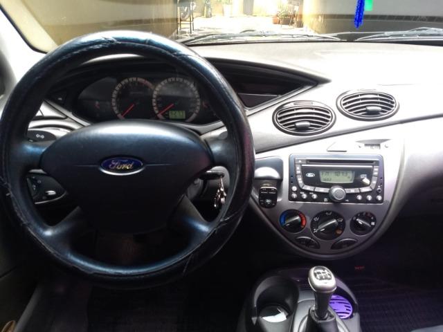 Focus Sedan - Foto 5