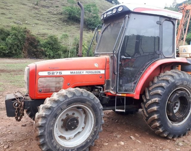 Trator MF5275 | Ano 2003