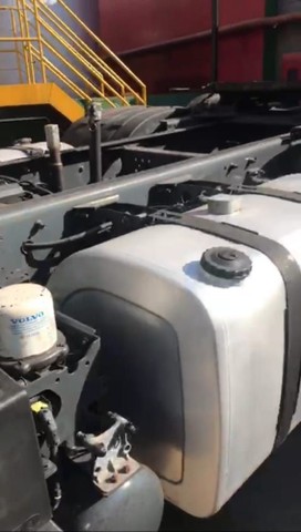VENDO FH460×2 IMPECÁVEL.