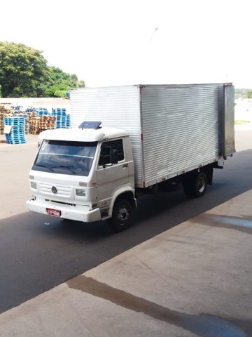 CAMINHAO 8-140 ANO 99