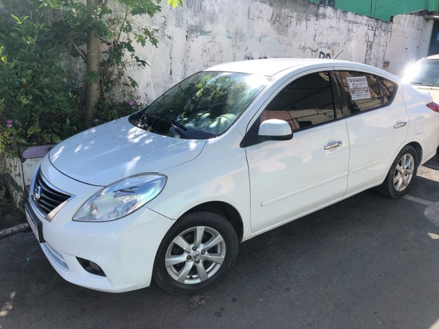 VERSA 14/14 1.6 COM GNV COMPLETO