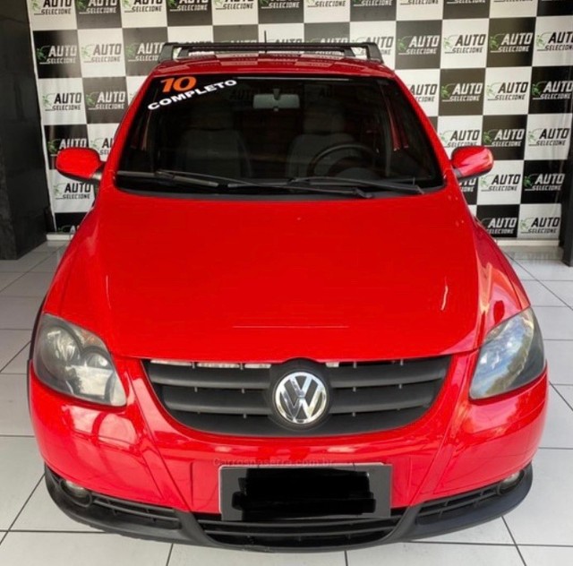 VW FOX 1.0 FLEX TOP DE LINHA COM TODOS OS ACESSÓRIOS DE FÁBRICA 2010 SUNRISE. RARIDADE!