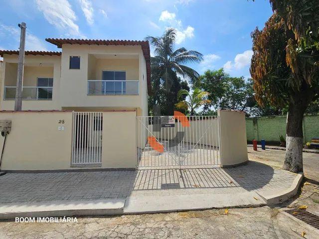 Casa de rua para Locação 4 Quartos, 2 Vagas, Centro, Nova Iguaçu