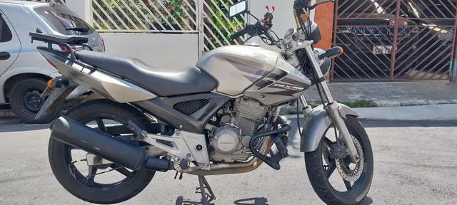 Honda CBX 250 Twister 2008 Vermelha, KM Motos