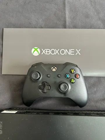 Microsoft Xbox One X (1 Tb) - Seminovo