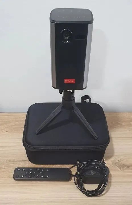 Projetor Portátil 4K e 3D ByIntek P70 + 2 Óculos 3D (Semi Novo) - Foto 2
