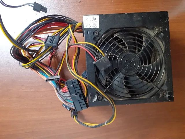 Fonte de alimentação 600W WiseCase WS-600W 1x12 - Foto 2
