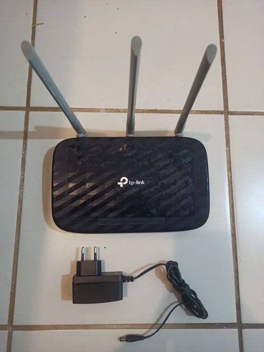 Ótimo Roteador Preto Wi-Fi Tp-Link 
