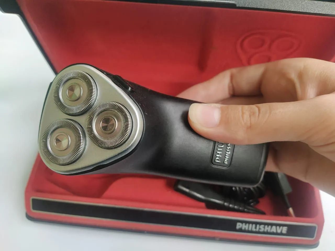 Barbeador Philips antigo