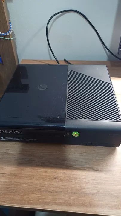 Xbox 360 Super Slim 500gb com jogos - Foto 6