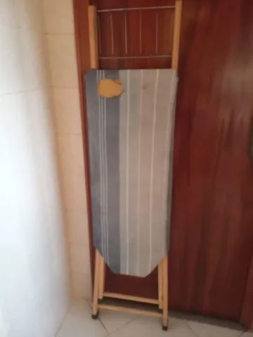 Tábua de passar roupas c/suporte (estampada)