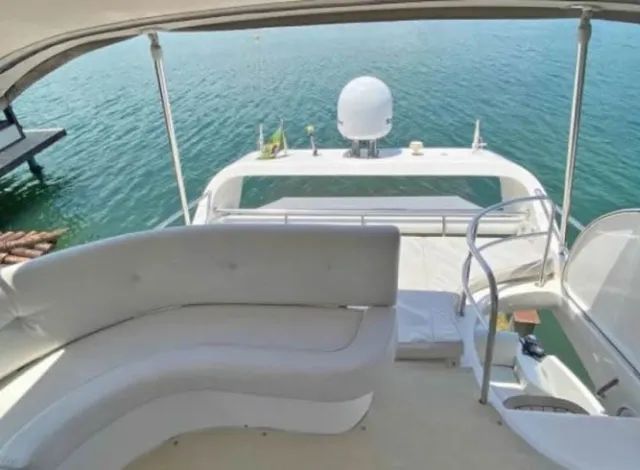 Lancha Real 415 Fly - Ano 2017 - Parelha Mercruiser TDI 370 - Diesel - Foto 11