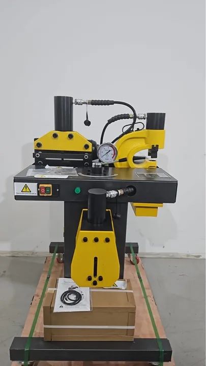 Máquina de corte de barramento de cobre