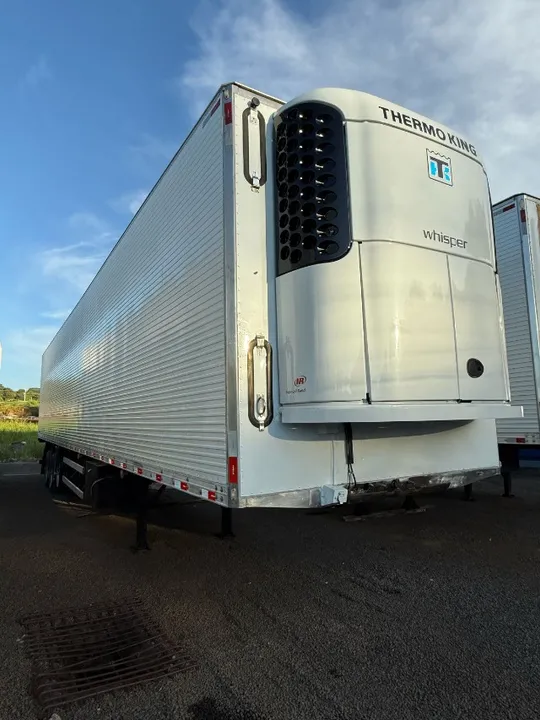 Ref 3141 SRF 28 paletes Carreta frigorífica Niju 2012 Alt. interna 2,40m P
